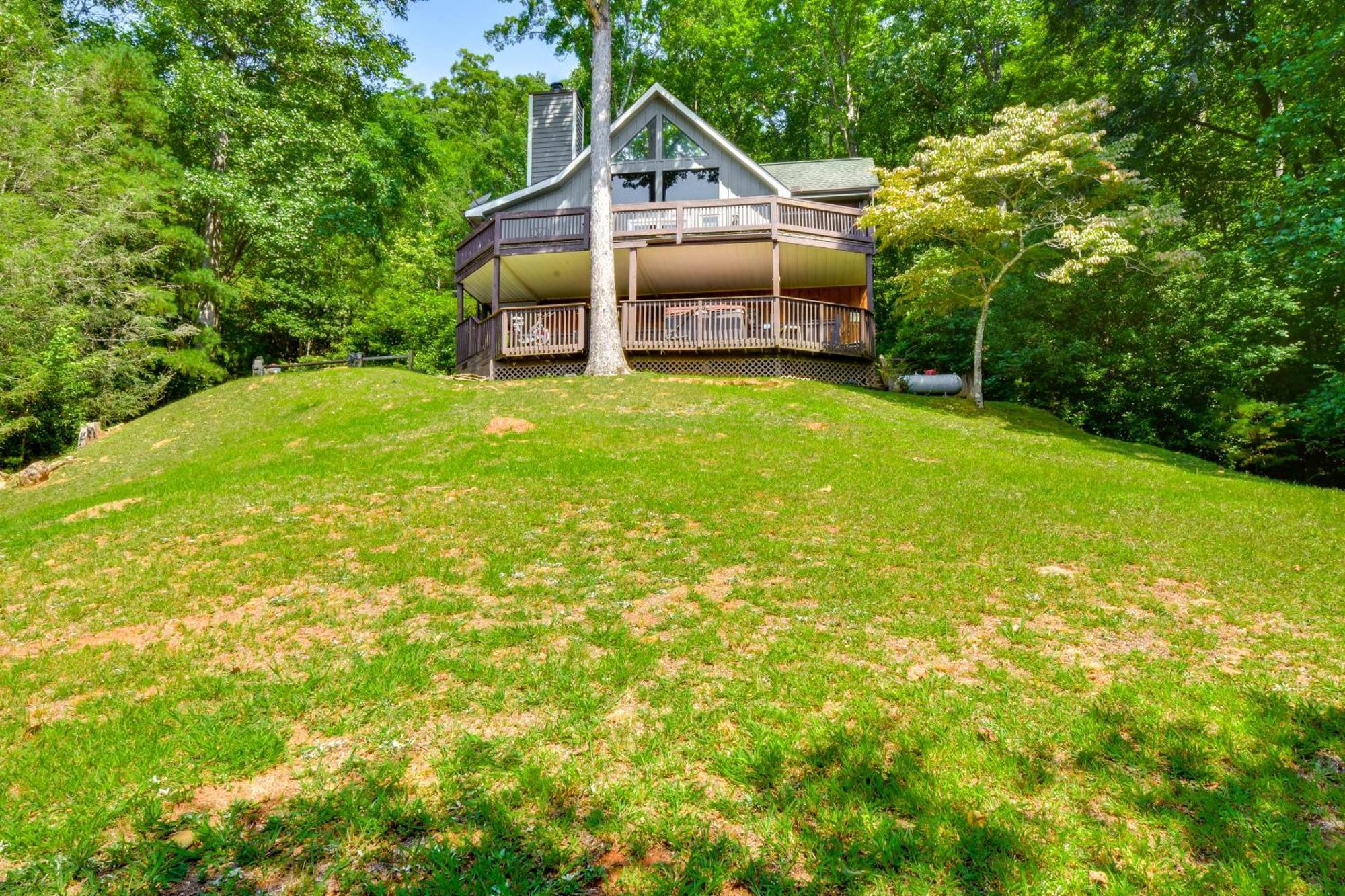 Mountain Cabin With Hot Tub And Fire Pit! Blairsville Bagian luar foto
